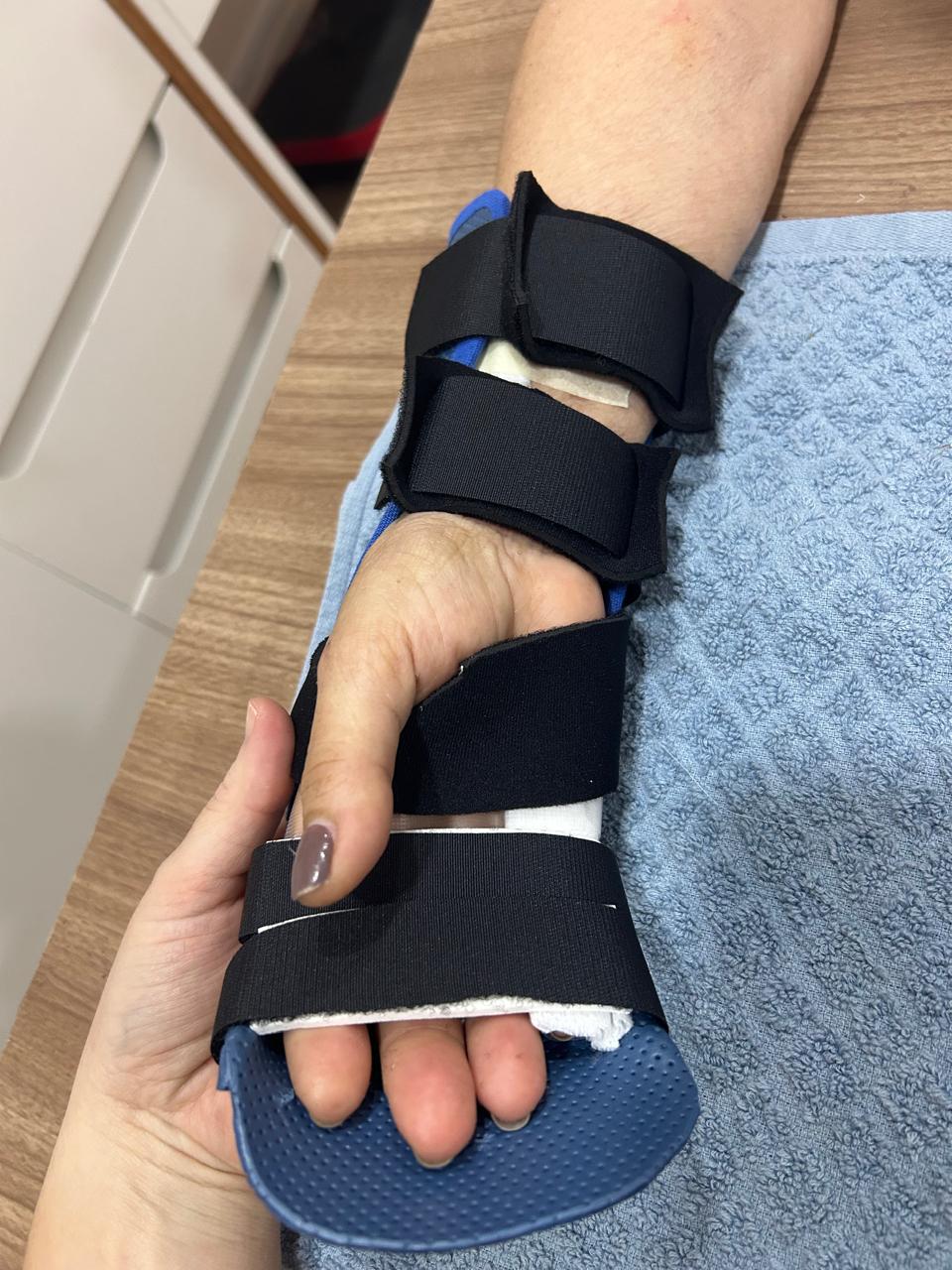 Órtese de punho para estabilização
